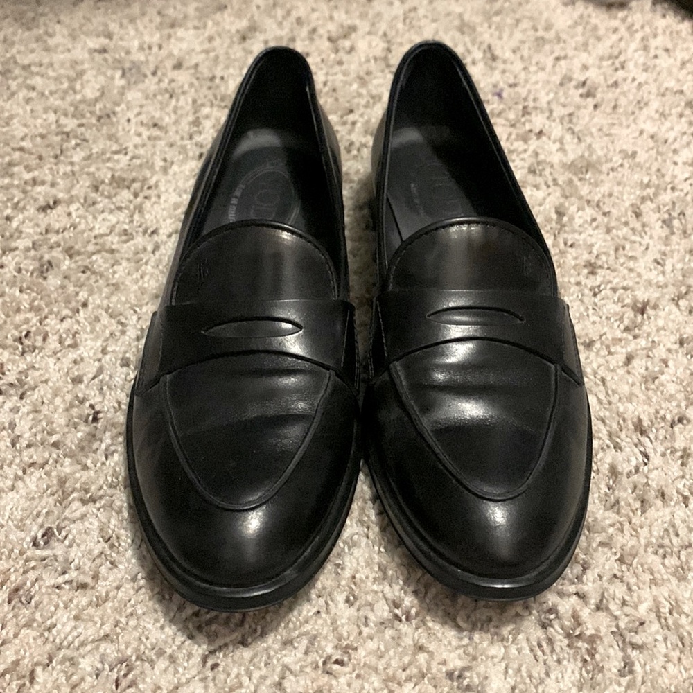 Tod’s Leather Loafers - Women’s size 6